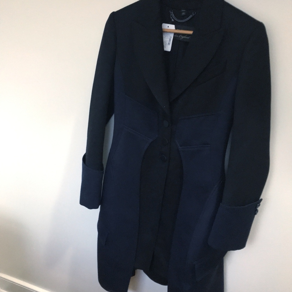 BURBERRY tailored single-breasted coat NWOT
